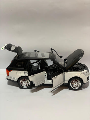 1:24 White Range Rover Diecast SUV Toy Car – Metal Body, Lights & Sound, Openable Doors, Pull Back Action